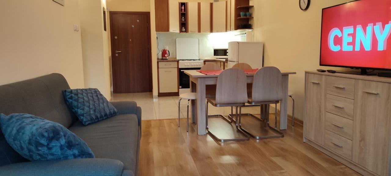 Top Apartamenty Centrum - Metro Rondo Onz Varşova Dış mekan fotoğraf