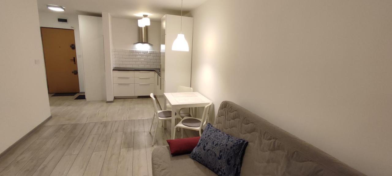 Top Apartamenty Centrum - Metro Rondo Onz Varşova Dış mekan fotoğraf