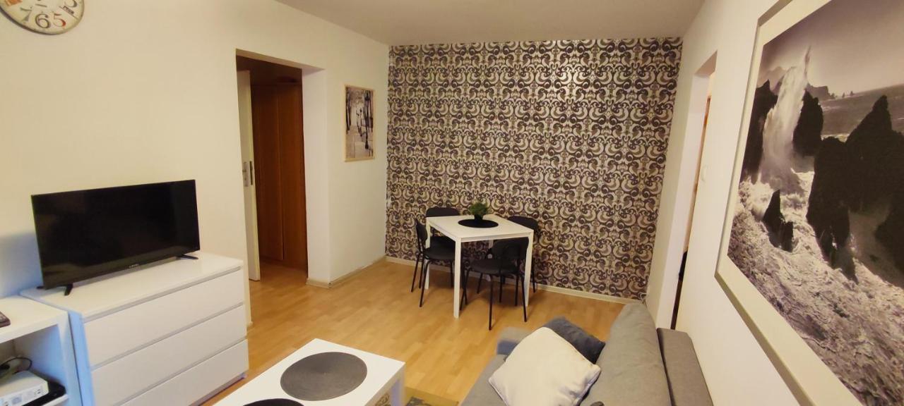 Top Apartamenty Centrum - Metro Rondo Onz Varşova Dış mekan fotoğraf