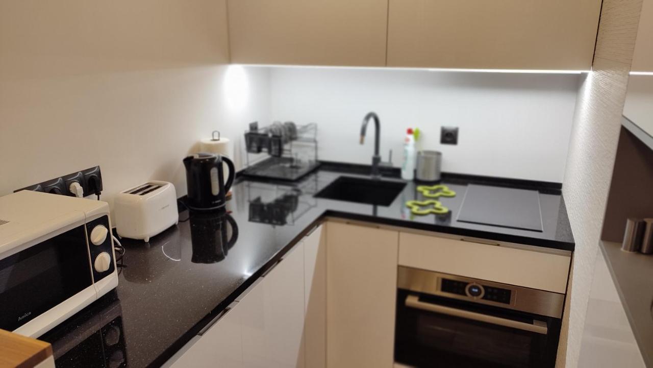 Top Apartamenty Centrum - Metro Rondo Onz Varşova Dış mekan fotoğraf
