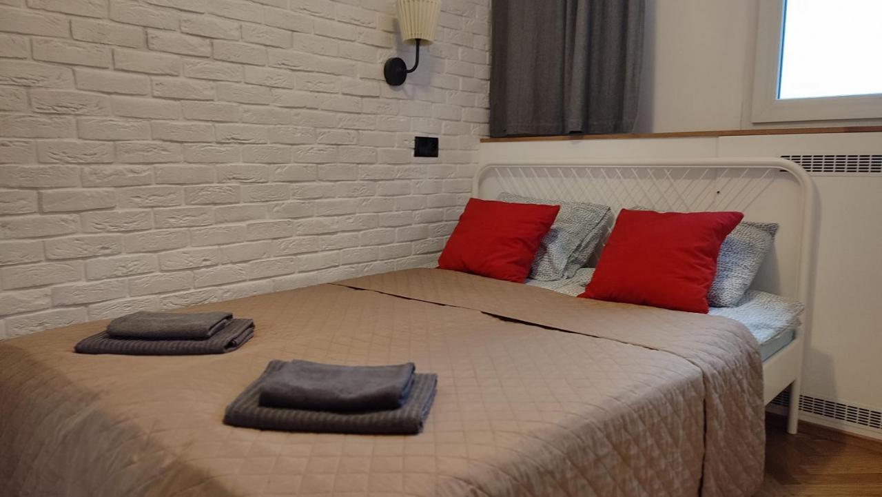 Top Apartamenty Centrum - Metro Rondo Onz Varşova Dış mekan fotoğraf