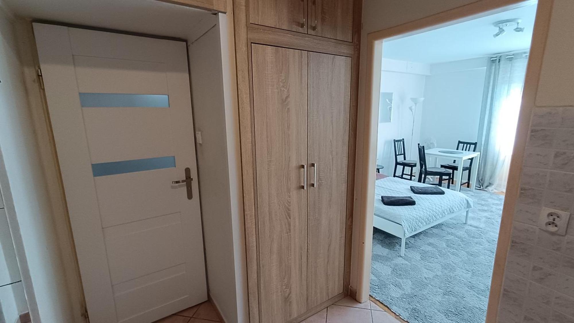 Top Apartamenty Centrum - Metro Rondo Onz Varşova Dış mekan fotoğraf